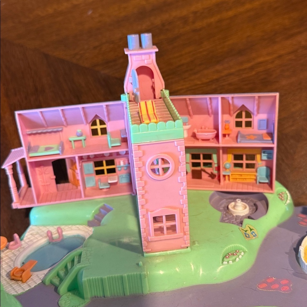 Vintage Polly Pocket 1991 - Polly’s Dream World Playtime Mansion - Picture 4 of 12
